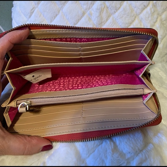 Kate Spade Wallet - Picture 5 of 7